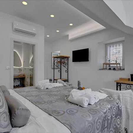 Luxury Rooms Palace B&B Makarska Eksteriør bilde