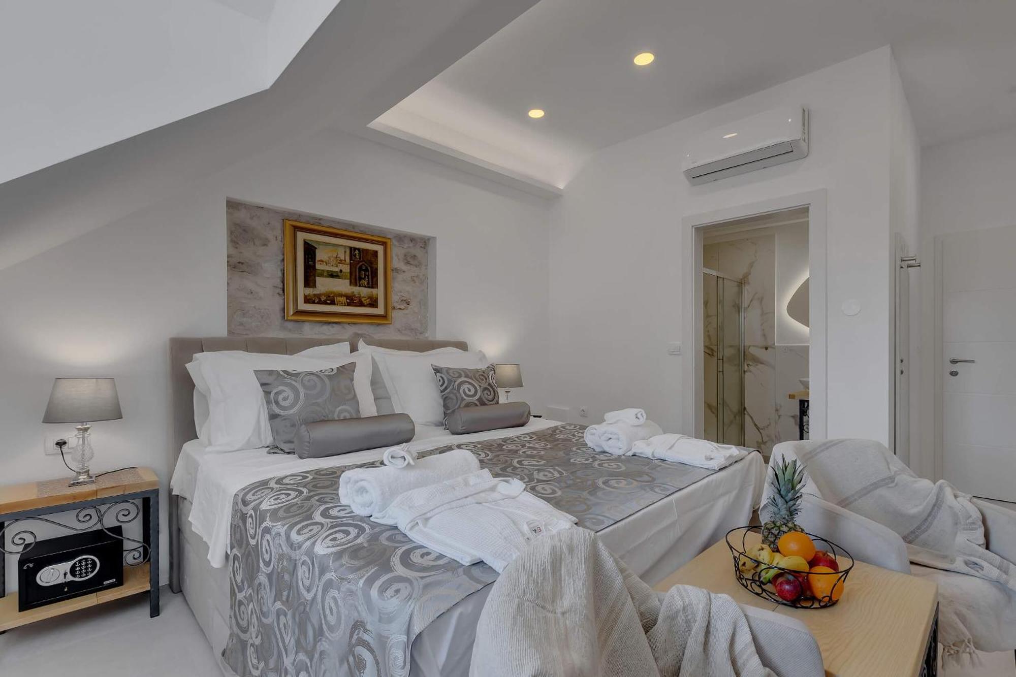 Luxury Rooms Palace B&B Makarska Eksteriør bilde