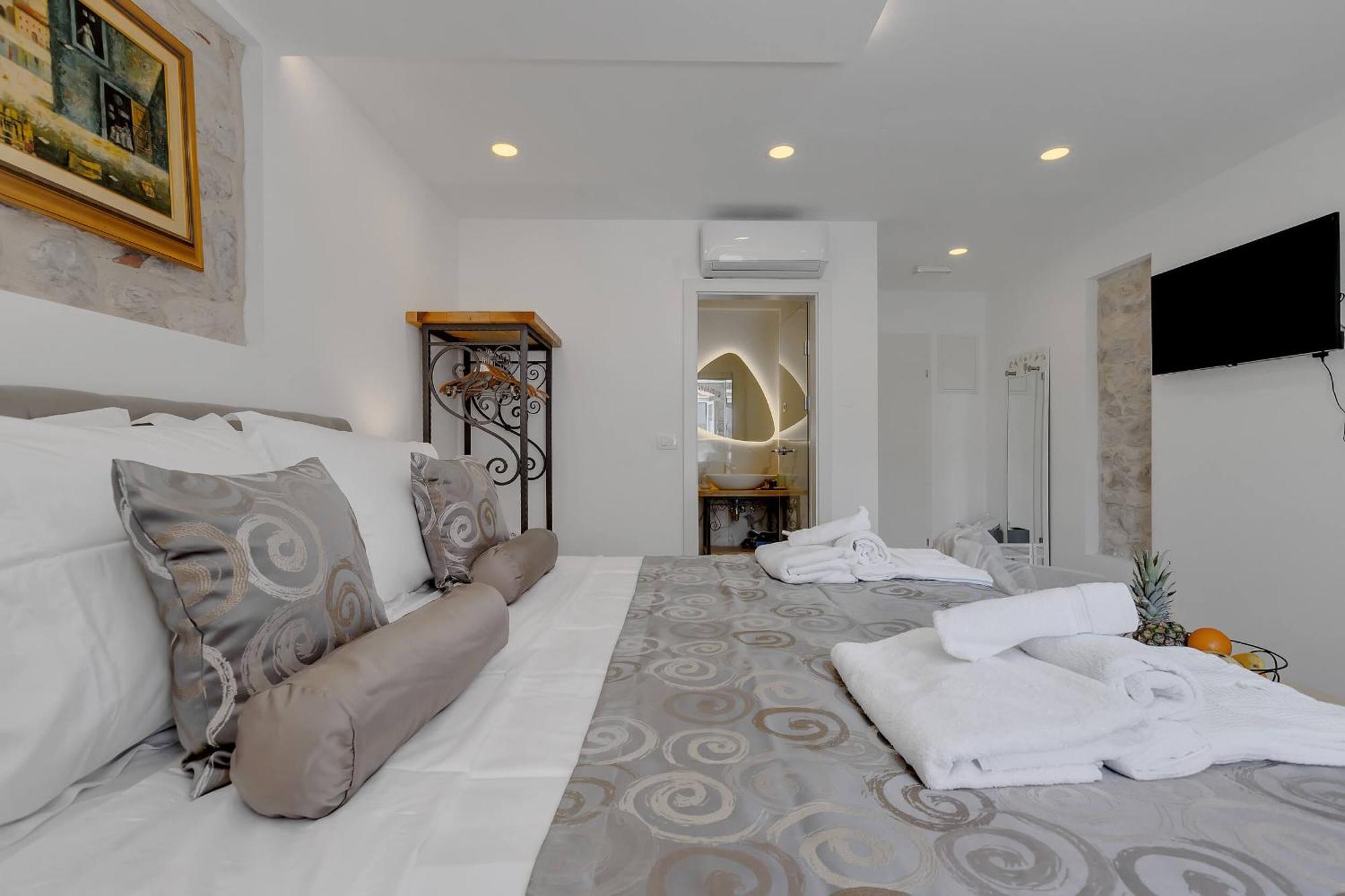 Luxury Rooms Palace B&B Makarska Eksteriør bilde