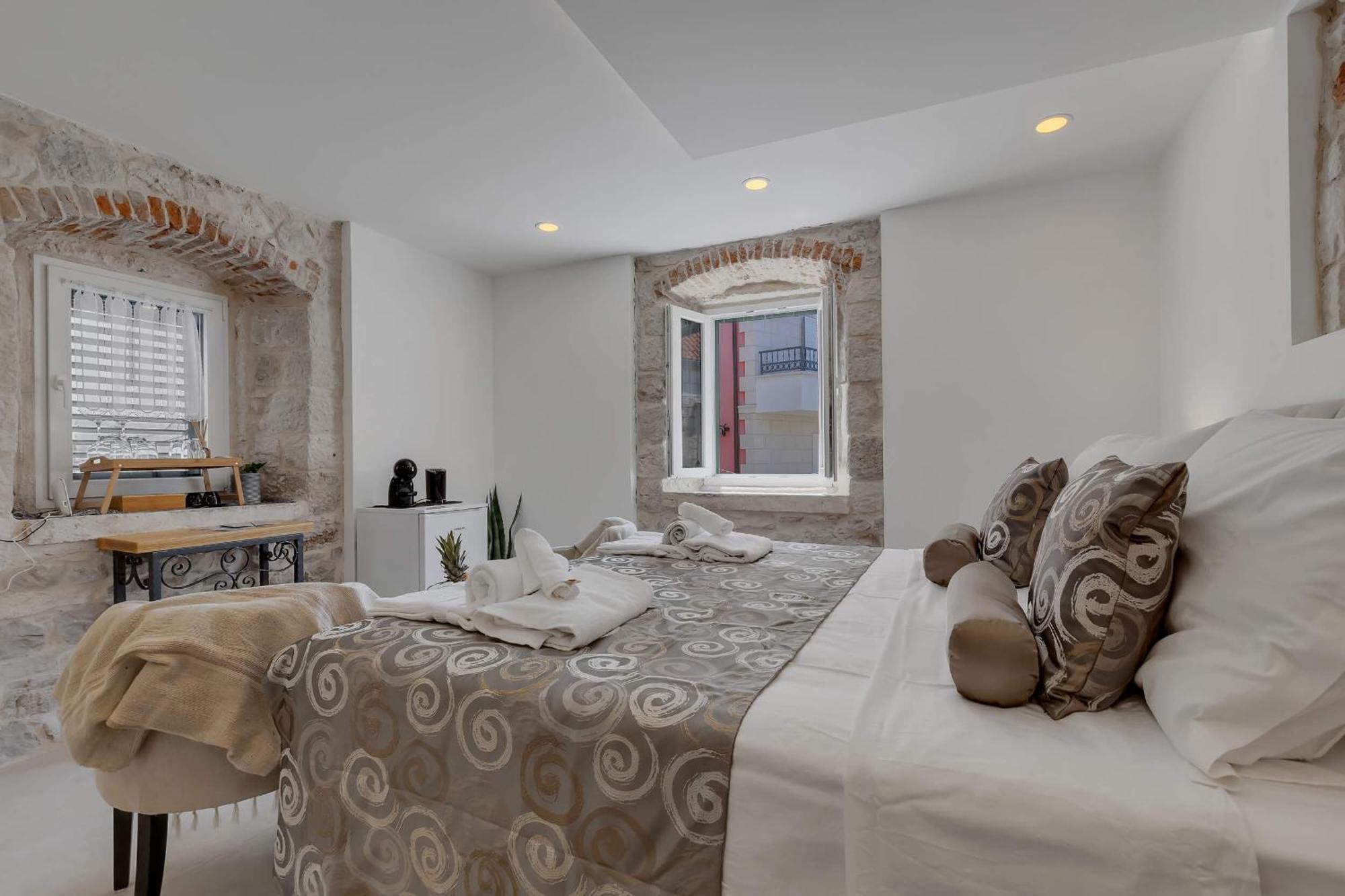 Luxury Rooms Palace B&B Makarska Eksteriør bilde